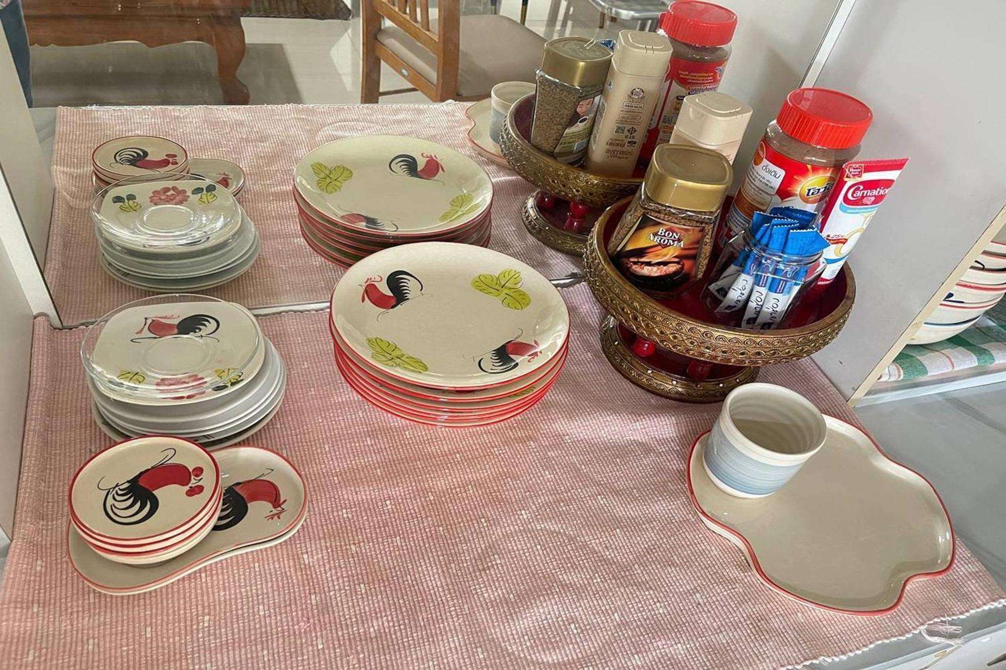 乔禅塔大厦酒店 清邁 外观 照片