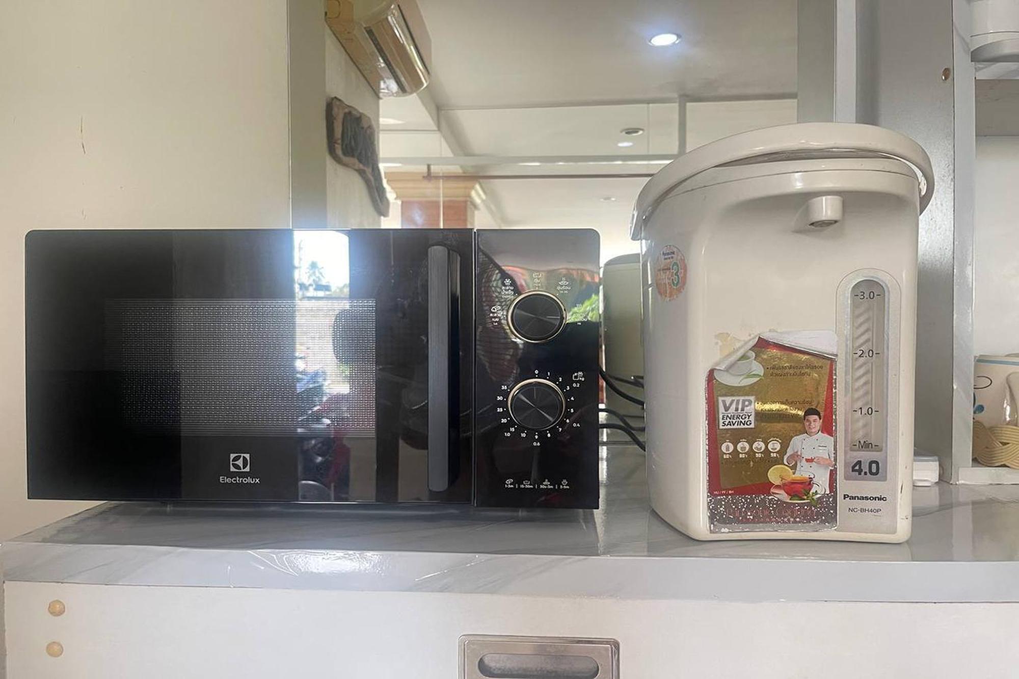 乔禅塔大厦酒店 清邁 外观 照片